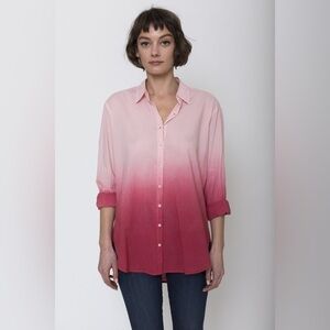 Xirena / Beau Ombre Cotton Poplin Button Up shirt horizon ombré red pink small s